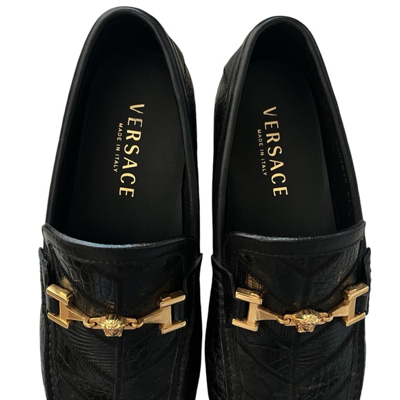 NEW VERSACE MENS LEATHER EMBOSSED DRIVING LOAFER GOLD MEDUSA DETAIL - Picture 4 of 7
